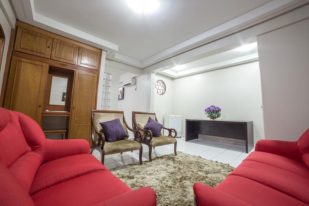 Piloes Palace Hotel Mineiros Экстерьер фото